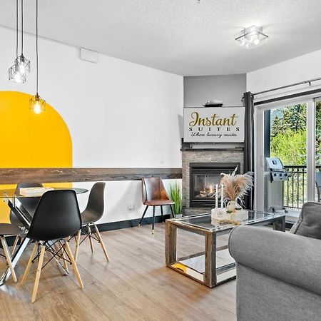 The Mountaineer By Instantsuites Pool & Hottub Canmore Extérieur photo